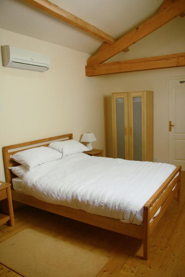 Loire Escapes Hotel Berrie Exterior photo